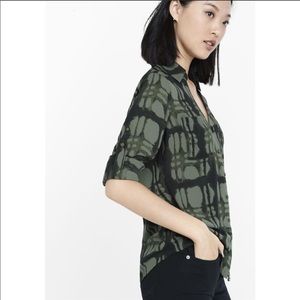Express Portifino button down women’s xs blouse
